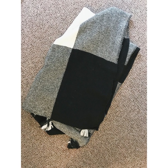 J. Crew Accessories - J. Crew Checked Scarf